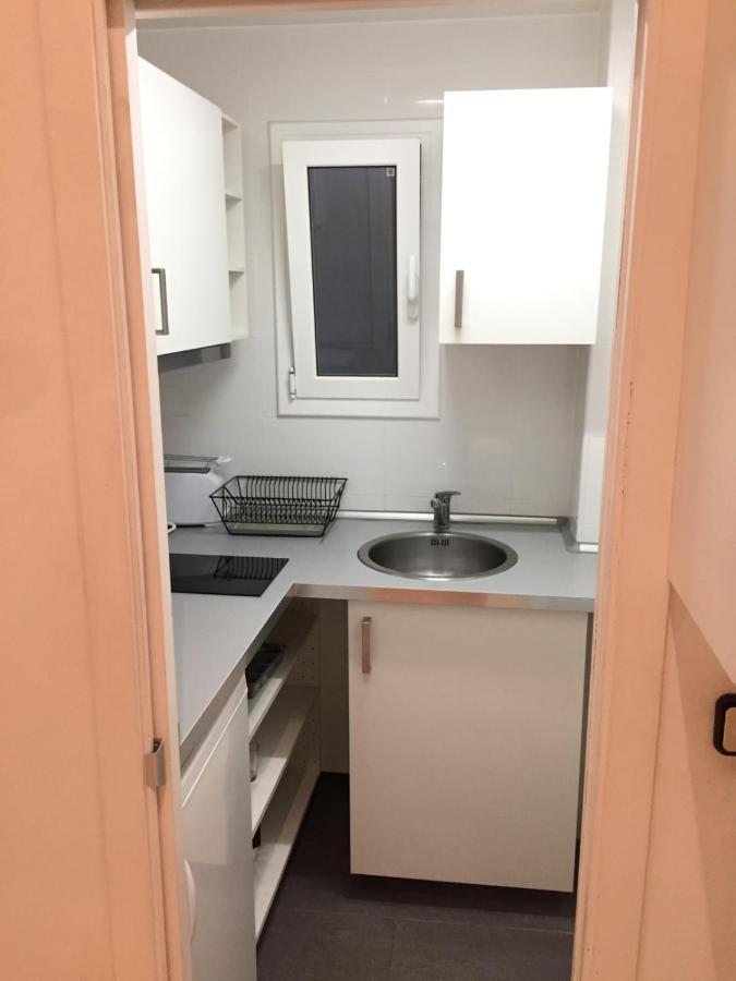 New! Apartment In Sarria Near Metro Барселона Екстер'єр фото